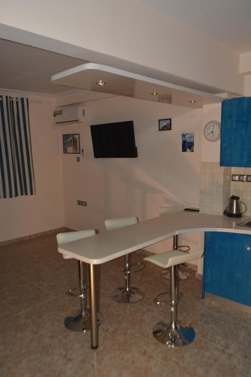 Cosy Apartment Acropolis Point-3 Атина Екстериор снимка